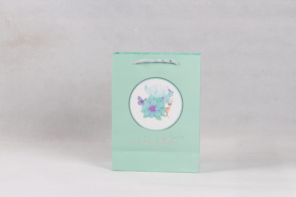 gerden中號(hào)精美禮品白卡紙袋定制 gerden中號(hào)精美禮品白卡紙袋定制