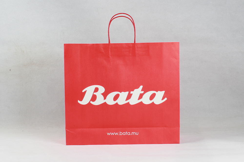 BATA時(shí)尚服裝牛皮紙袋定制 BATA時(shí)尚服裝牛皮紙袋定制