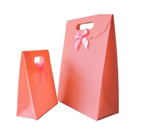 禮品紙袋定做時為什么存在色差 禮品紙袋定做時為什么存在色差