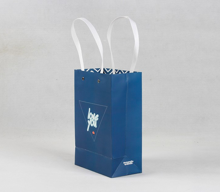 外賣紙袋提手處的設(shè)計(jì)為什么都是圓形的？